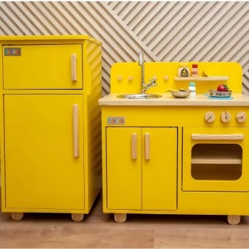 Cozinha Infantil Completa com Geladeira Amarela Fabrink